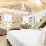 Murofinto Homes De Vecchio *