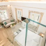 Murofinto Homes De Vecchio